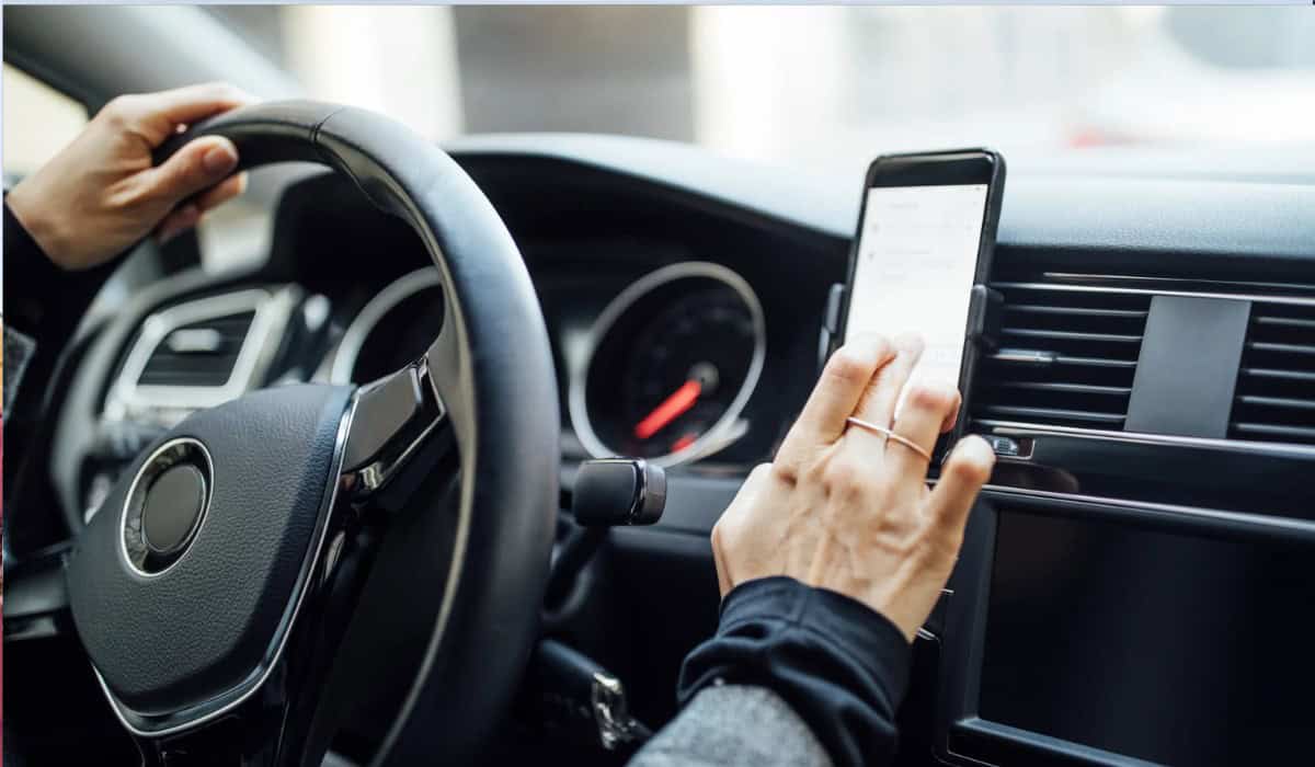 Telefoonhouder auto: ventilatierooster of magneet?