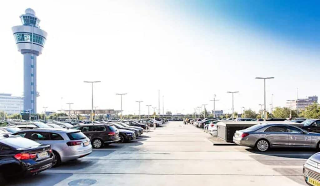 P3 Lang Parkeren bij Schiphol