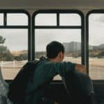 Haal het meeste uit lange busreizen met leuke afleidingen
