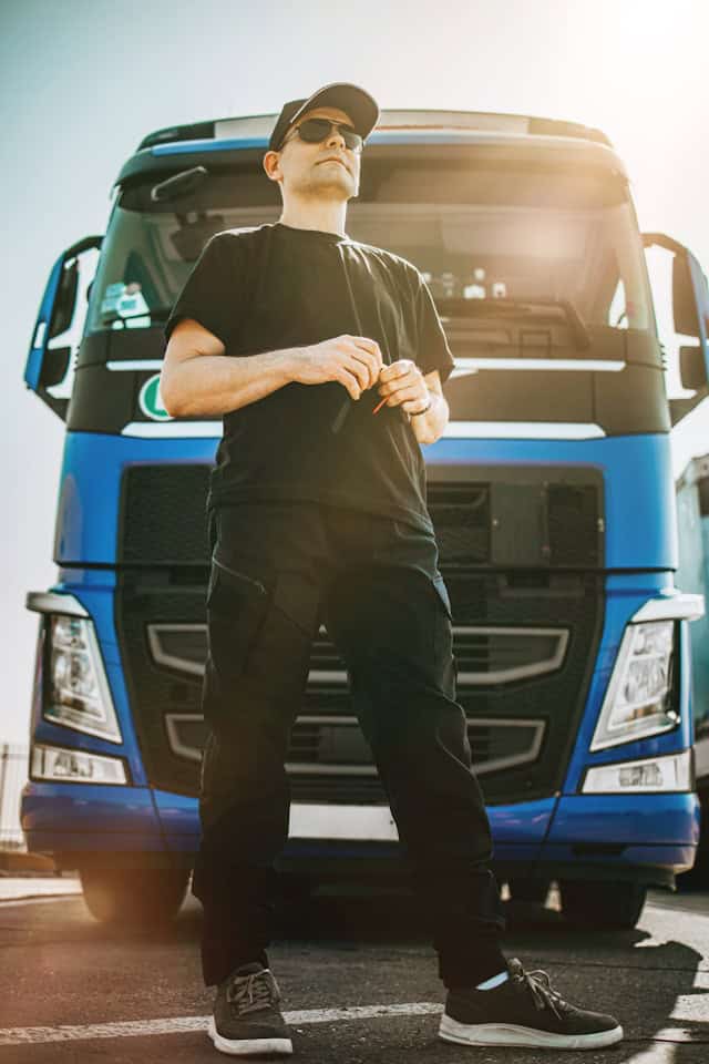 De Rol van Vrachtwagen Trekker in de Transportsector