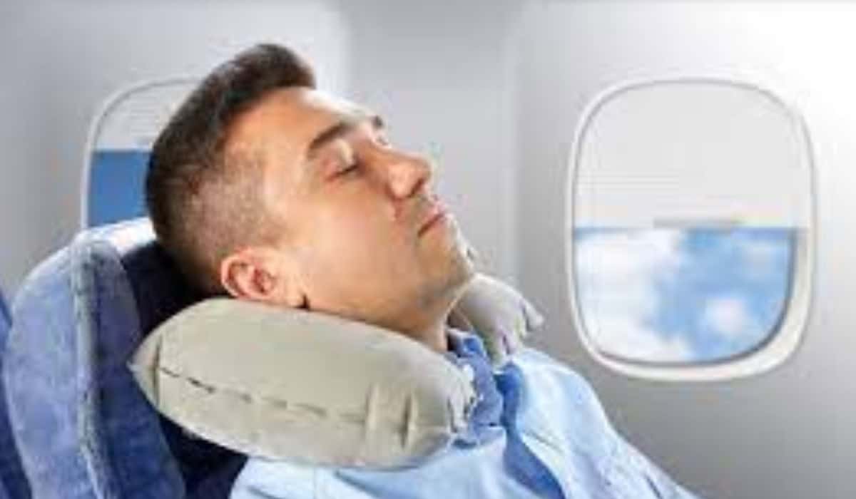 Het beste nekkussen voor vliegtuigreizen en dagelijks comfort onderweg