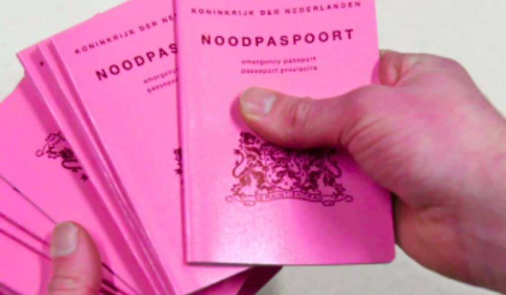 Noodpaspoort aanvragen