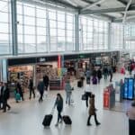 Schiphol winkels: overzicht, openingstijden en slim taxfree shoppen