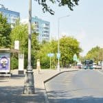 Hoe je informatie duidelijk overbrengt op drukke locaties
