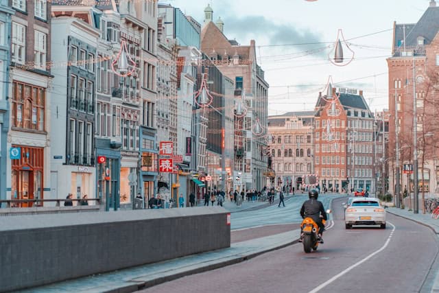 Motor huren in Amsterdam zonder gedoe