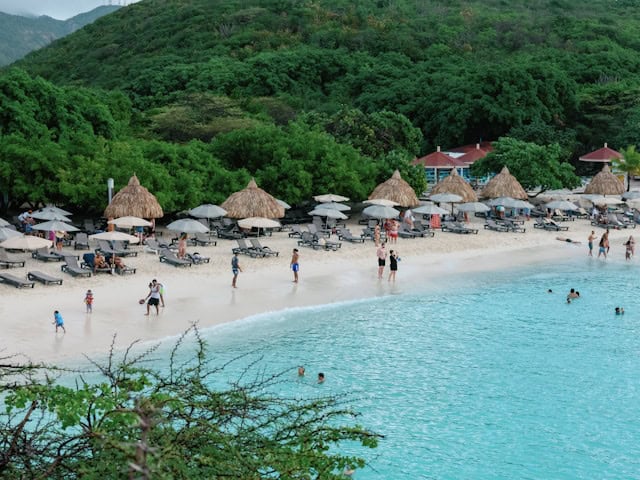 Zo regel je stressvrij vervoer vanaf Hato Airport op Curaçao