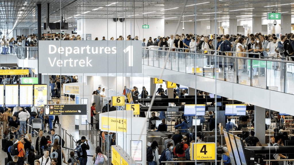 Drukte Schiphol vandaag
